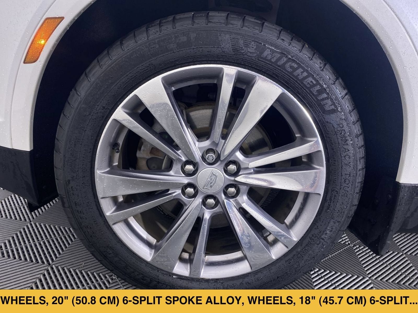 2023 Cadillac XT5 FWD Premium Luxury