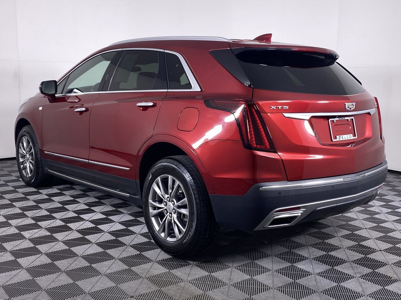 2022 Cadillac XT5 Premium Luxury