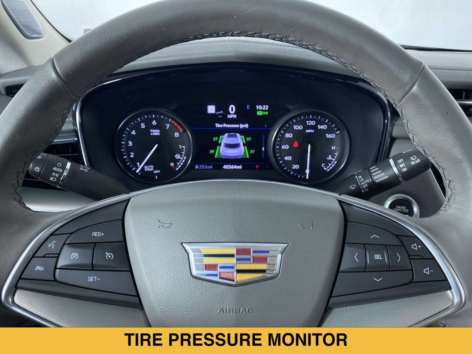 2023 Cadillac XT5 FWD Premium Luxury