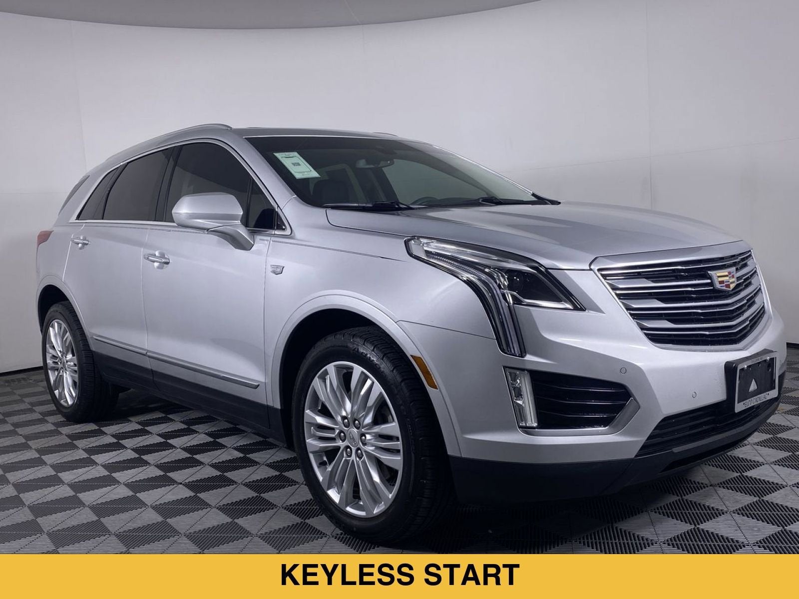 2017 Cadillac XT5 Premium Luxury FWD