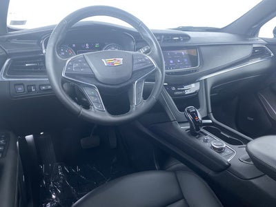 2022 Cadillac XT5 Premium Luxury