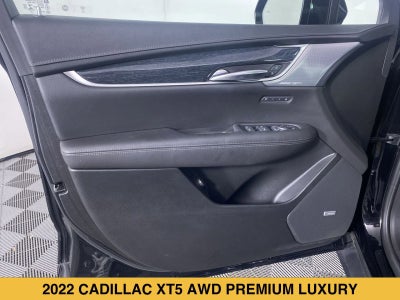 2022 Cadillac XT5 Premium Luxury