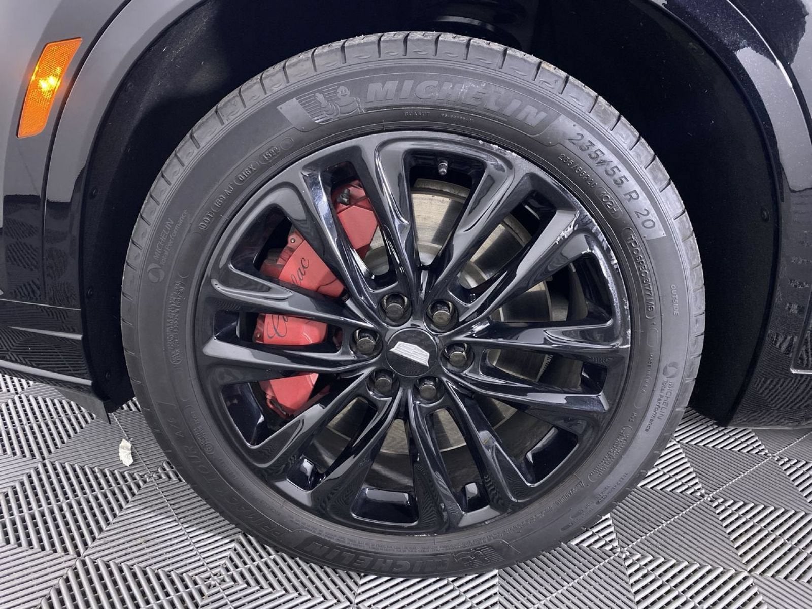 2023 Cadillac XT6 Sport