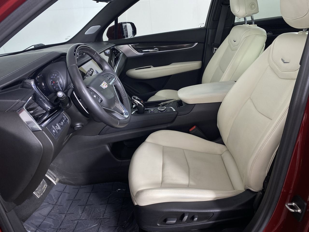 2023 Cadillac XT6 Sport