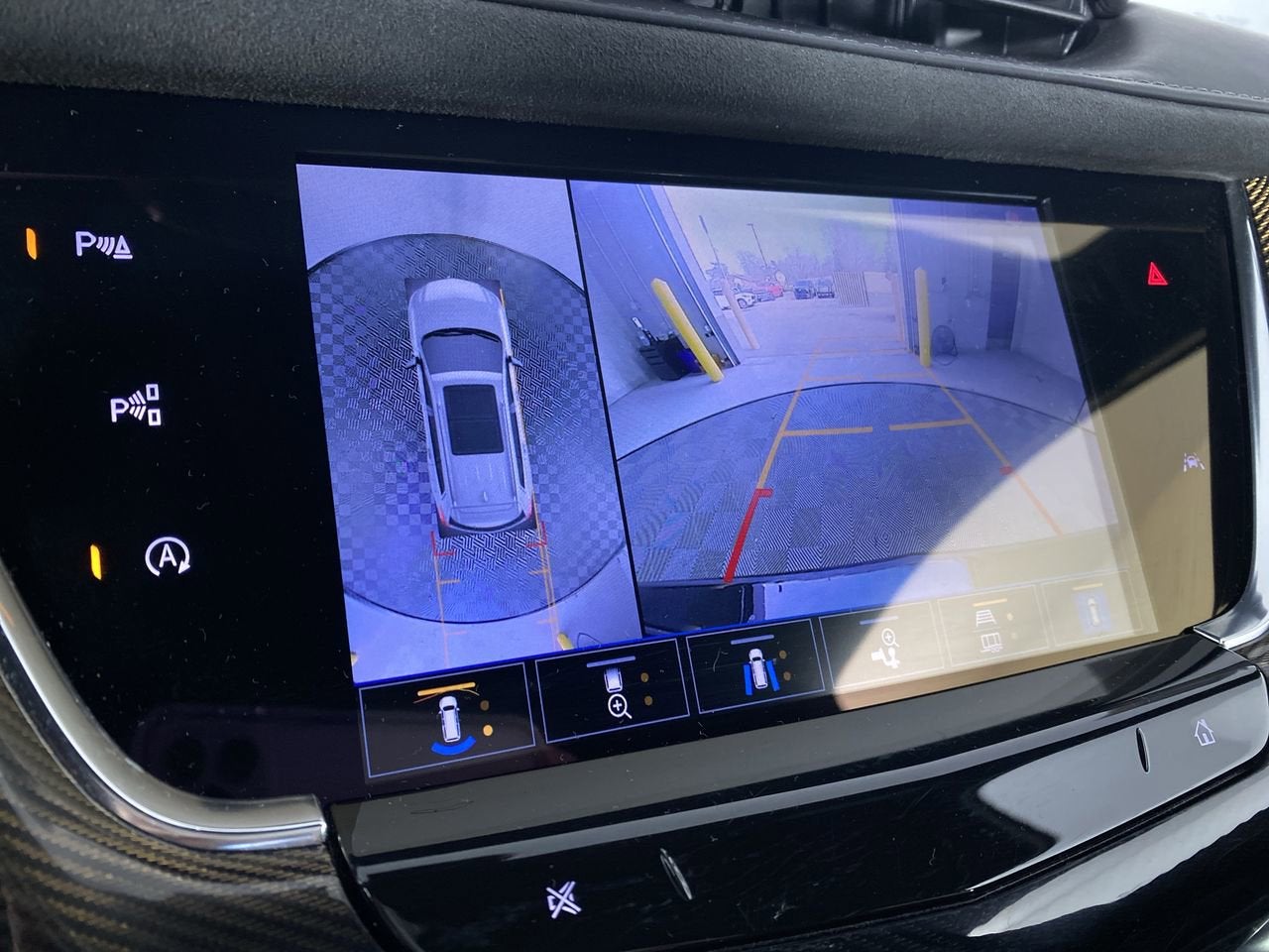 2023 Cadillac XT6 Sport