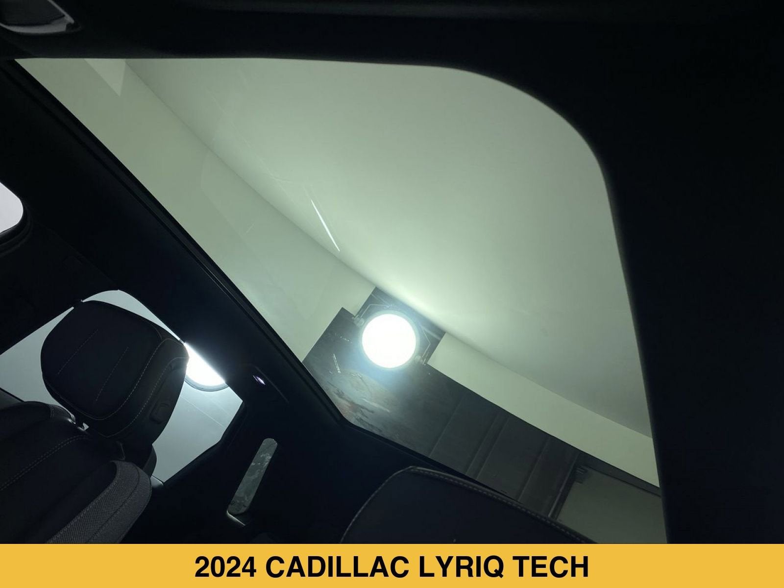 2024 Cadillac LYRIQ Tech