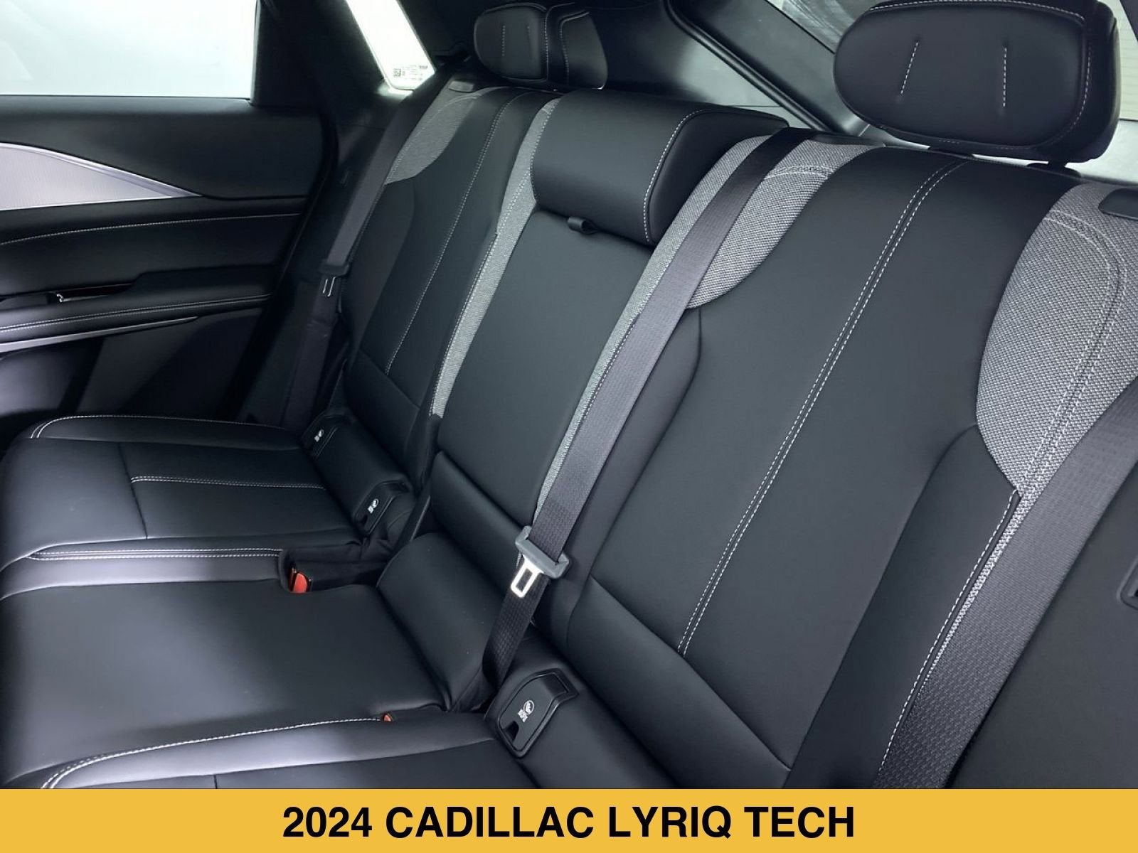 2024 Cadillac LYRIQ Tech