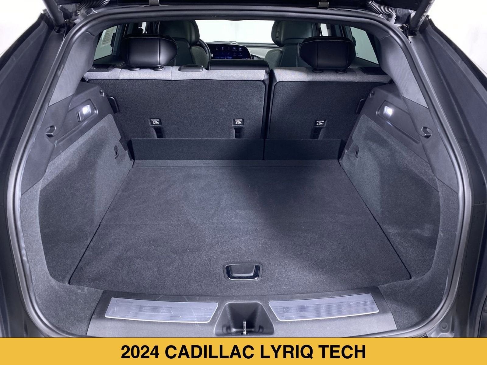 2024 Cadillac LYRIQ Tech