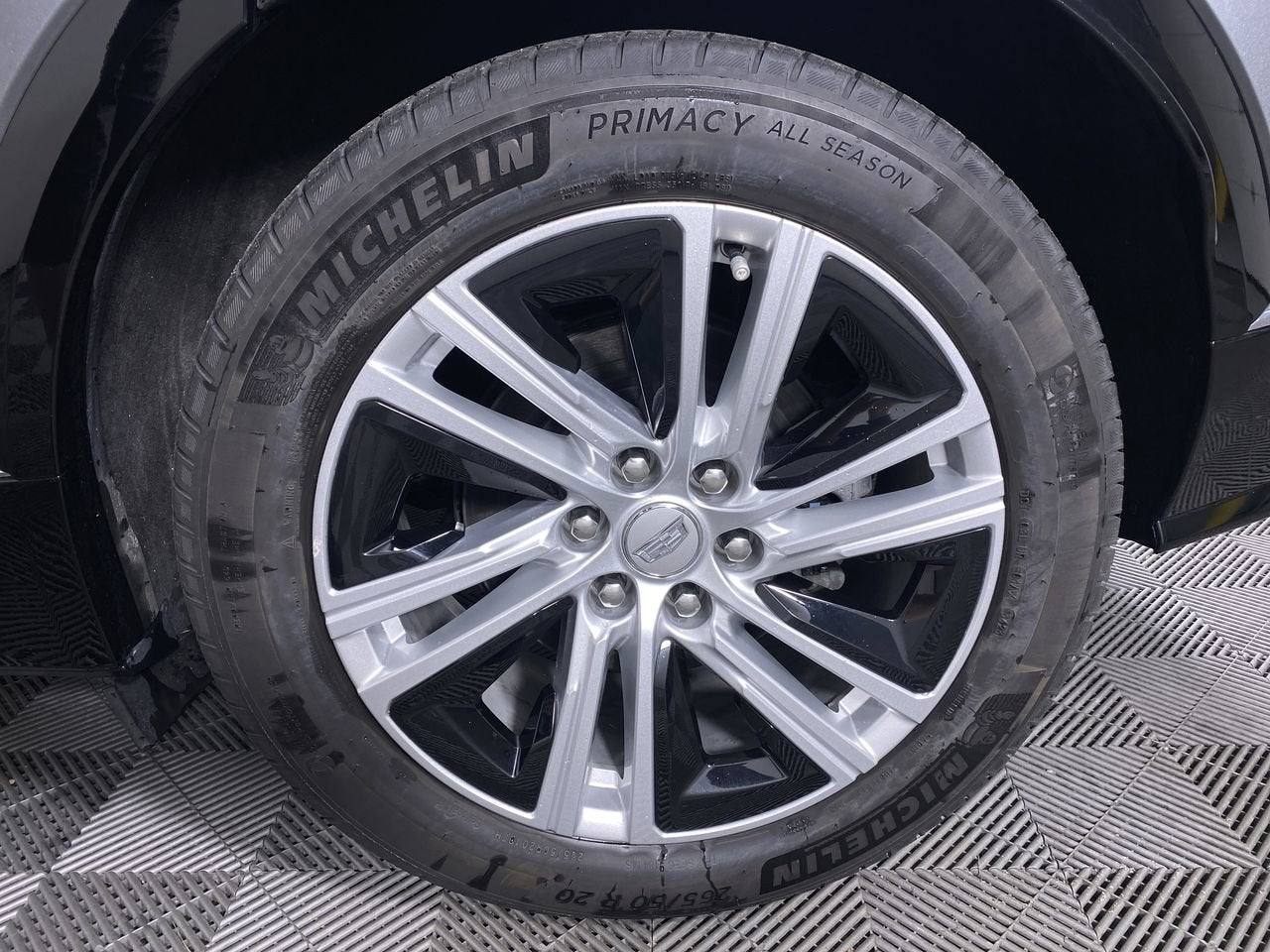 2024 Cadillac LYRIQ Tech