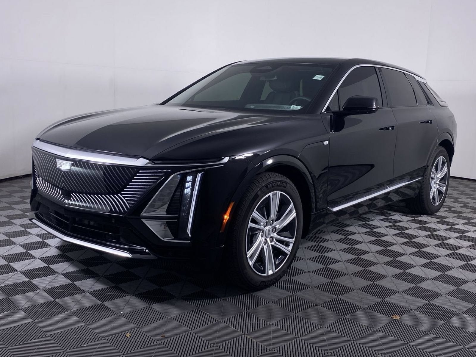 2024 Cadillac LYRIQ Tech