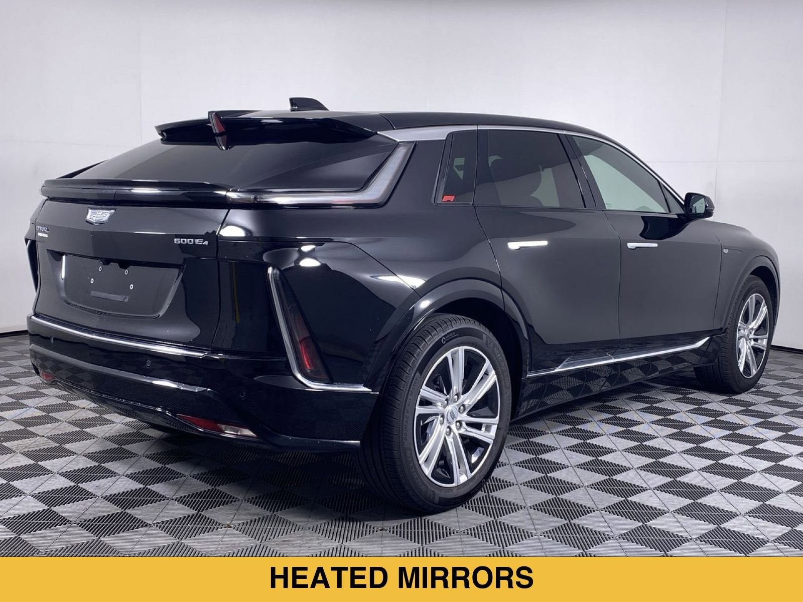2024 Cadillac LYRIQ Tech
