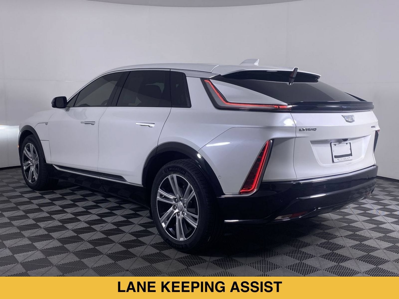 2024 Cadillac LYRIQ Tech