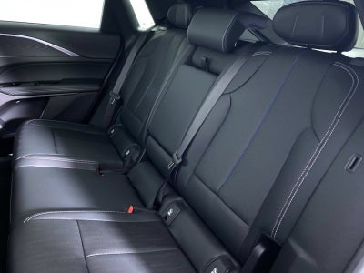 2024 Cadillac LYRIQ Luxury 1