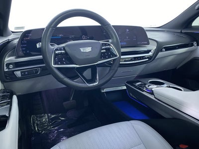 2024 Cadillac LYRIQ Luxury 1