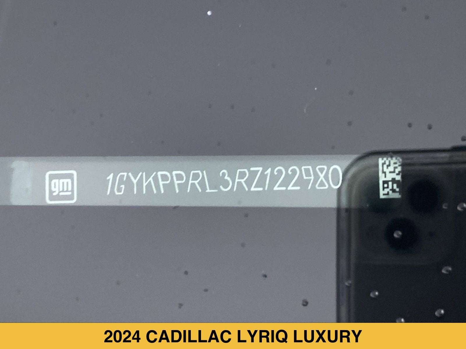 2024 Cadillac LYRIQ Luxury 1