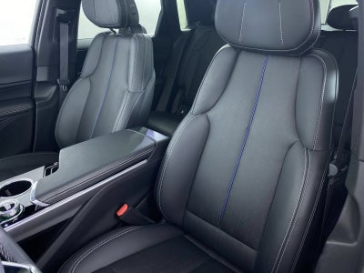 2024 Cadillac LYRIQ Luxury 1