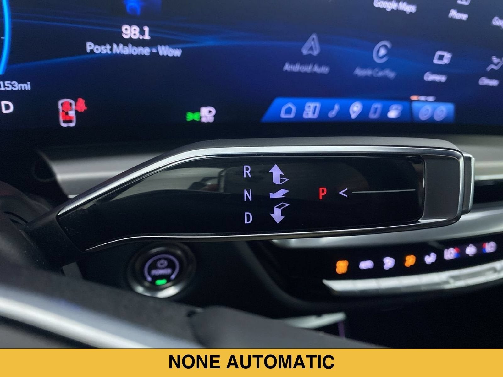 2024 Cadillac LYRIQ Luxury 1