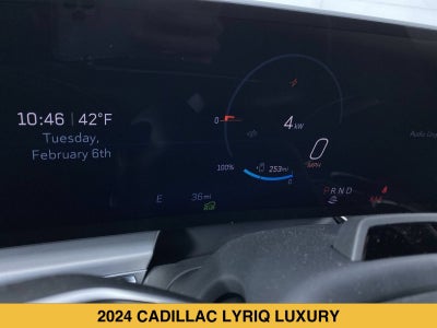 2024 Cadillac LYRIQ Luxury 2