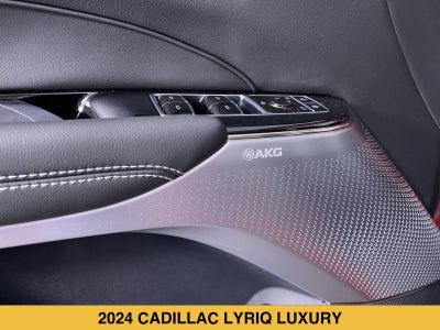 2024 Cadillac LYRIQ Luxury 2