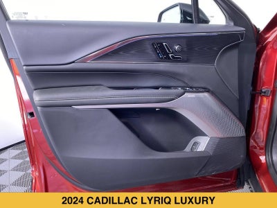 2024 Cadillac LYRIQ Luxury 2