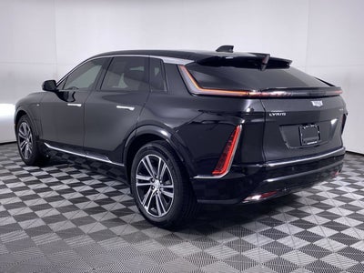 2024 Cadillac LYRIQ Luxury 2