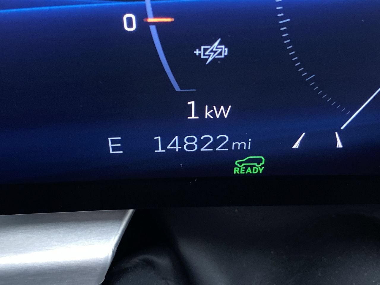 2024 Cadillac LYRIQ Luxury 2