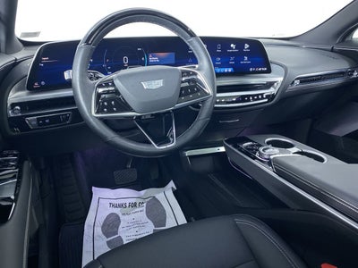 2024 Cadillac LYRIQ Luxury 3