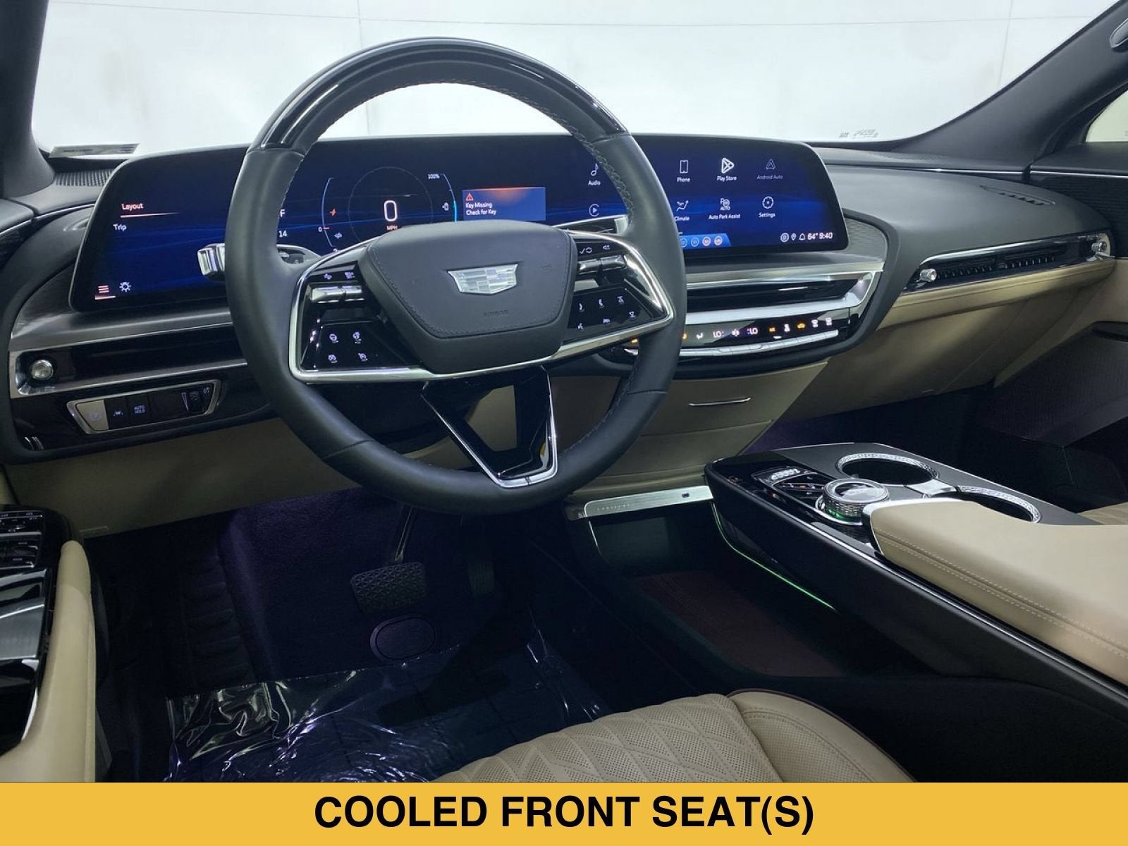 2024 Cadillac LYRIQ Luxury 3