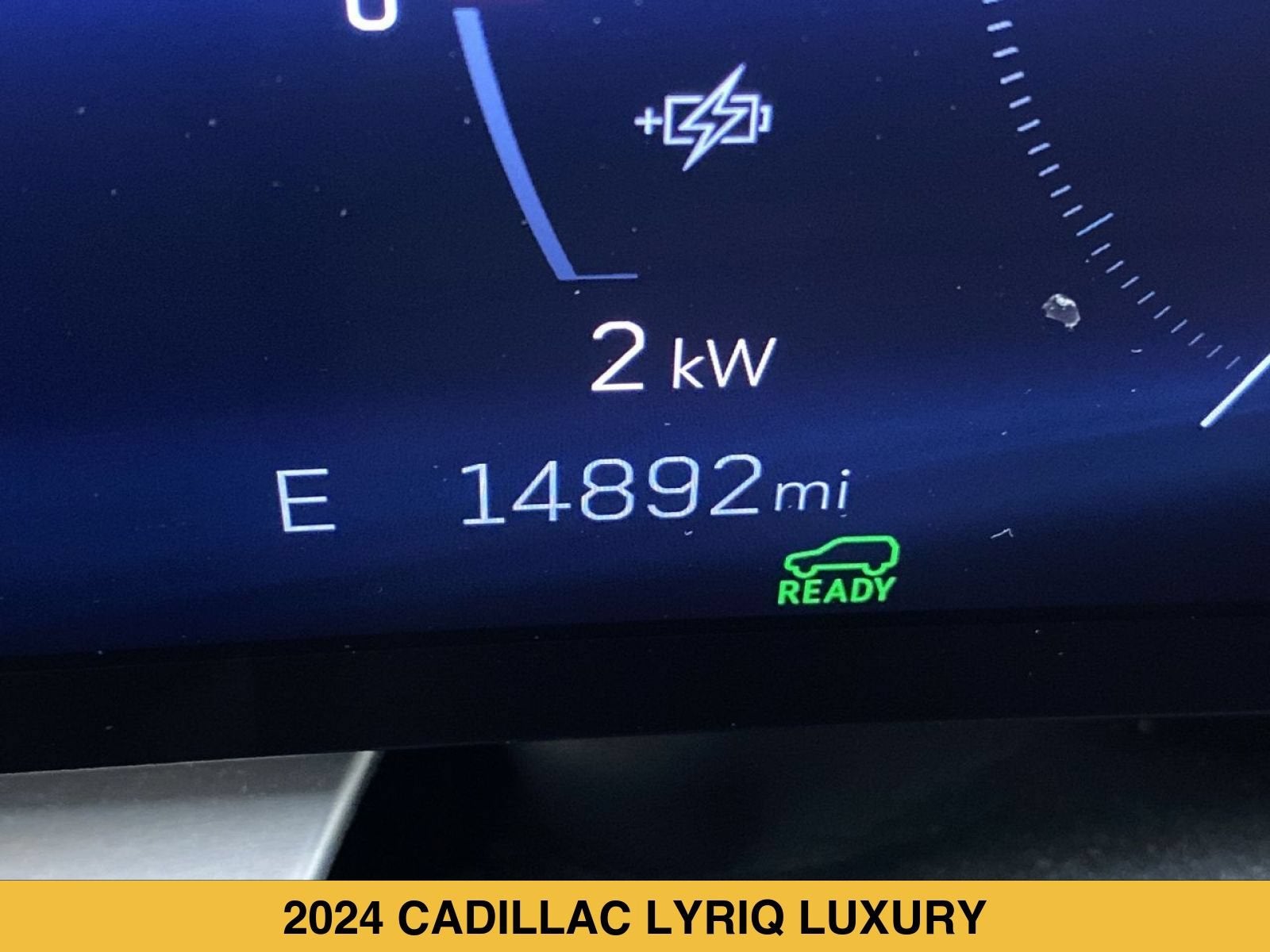 2024 Cadillac LYRIQ Luxury 3