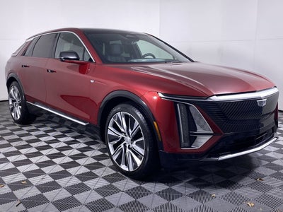 2024 Cadillac LYRIQ Luxury 3