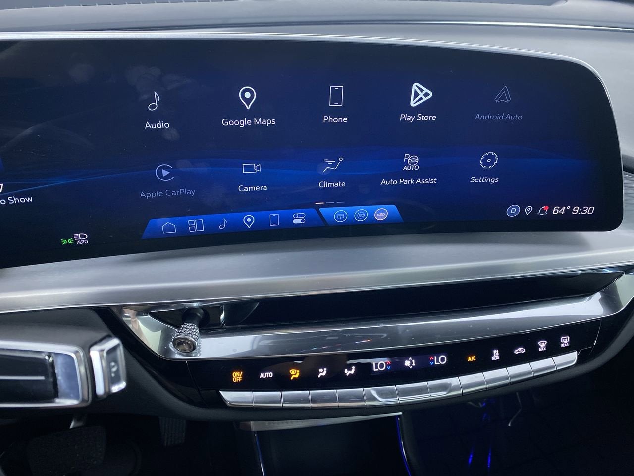 2024 Cadillac LYRIQ Luxury 3