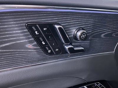 2024 Cadillac LYRIQ Luxury 3