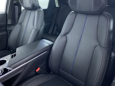 2024 Cadillac LYRIQ Luxury 3