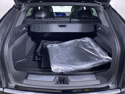 2024 Cadillac LYRIQ Luxury 3