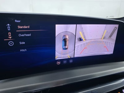 2024 Cadillac LYRIQ Luxury 3