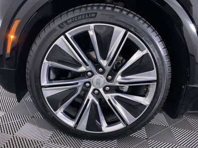 2024 Cadillac LYRIQ Luxury 3