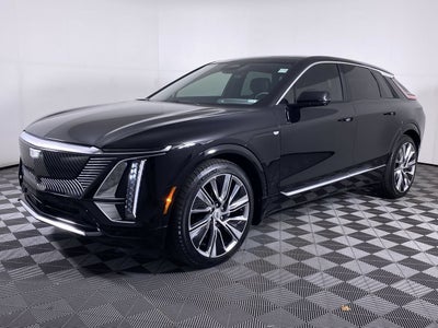 2024 Cadillac LYRIQ Luxury 3
