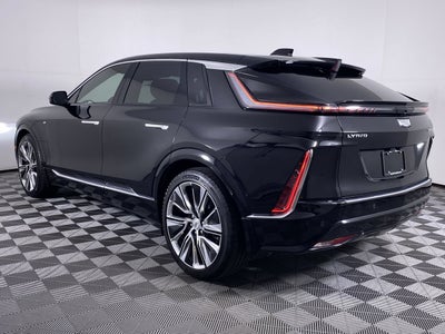2024 Cadillac LYRIQ Luxury 3