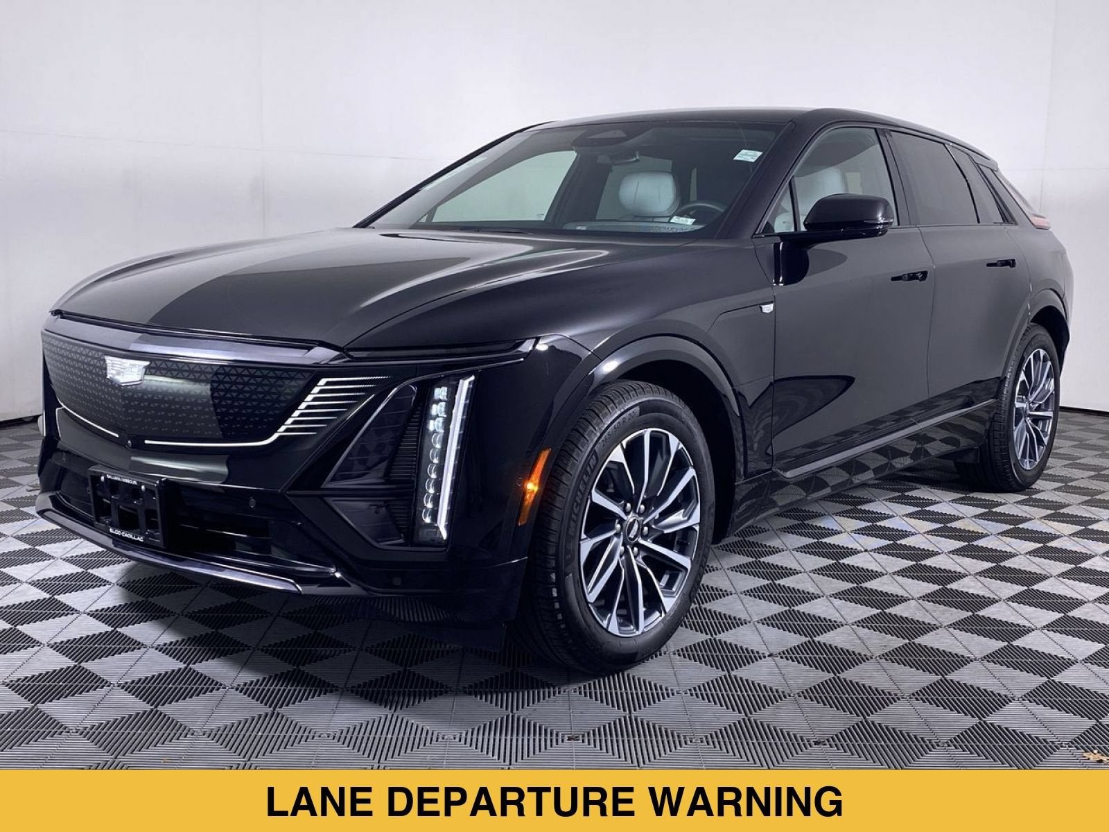 2024 Cadillac LYRIQ Sport 1