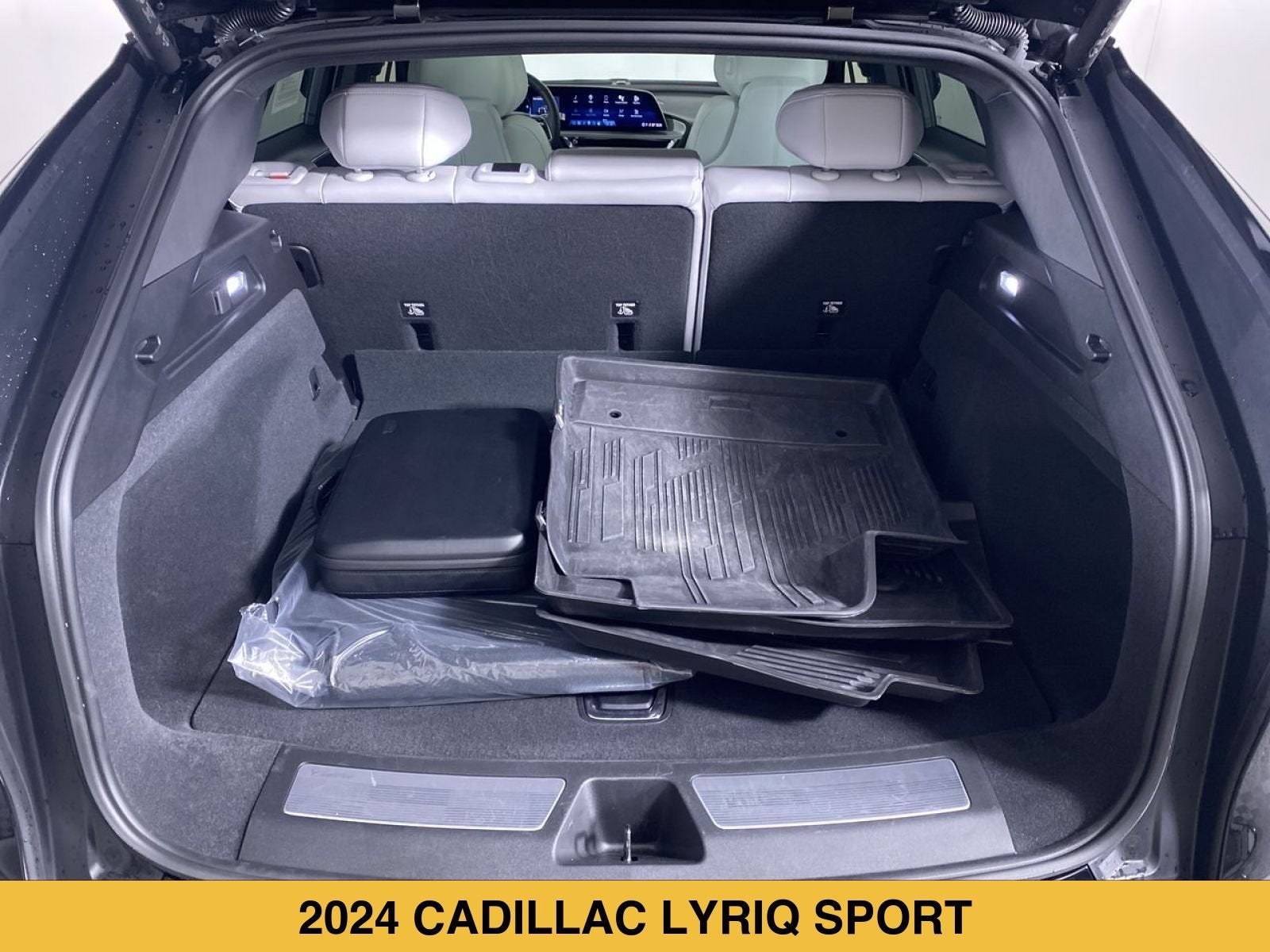 2024 Cadillac LYRIQ Sport 1