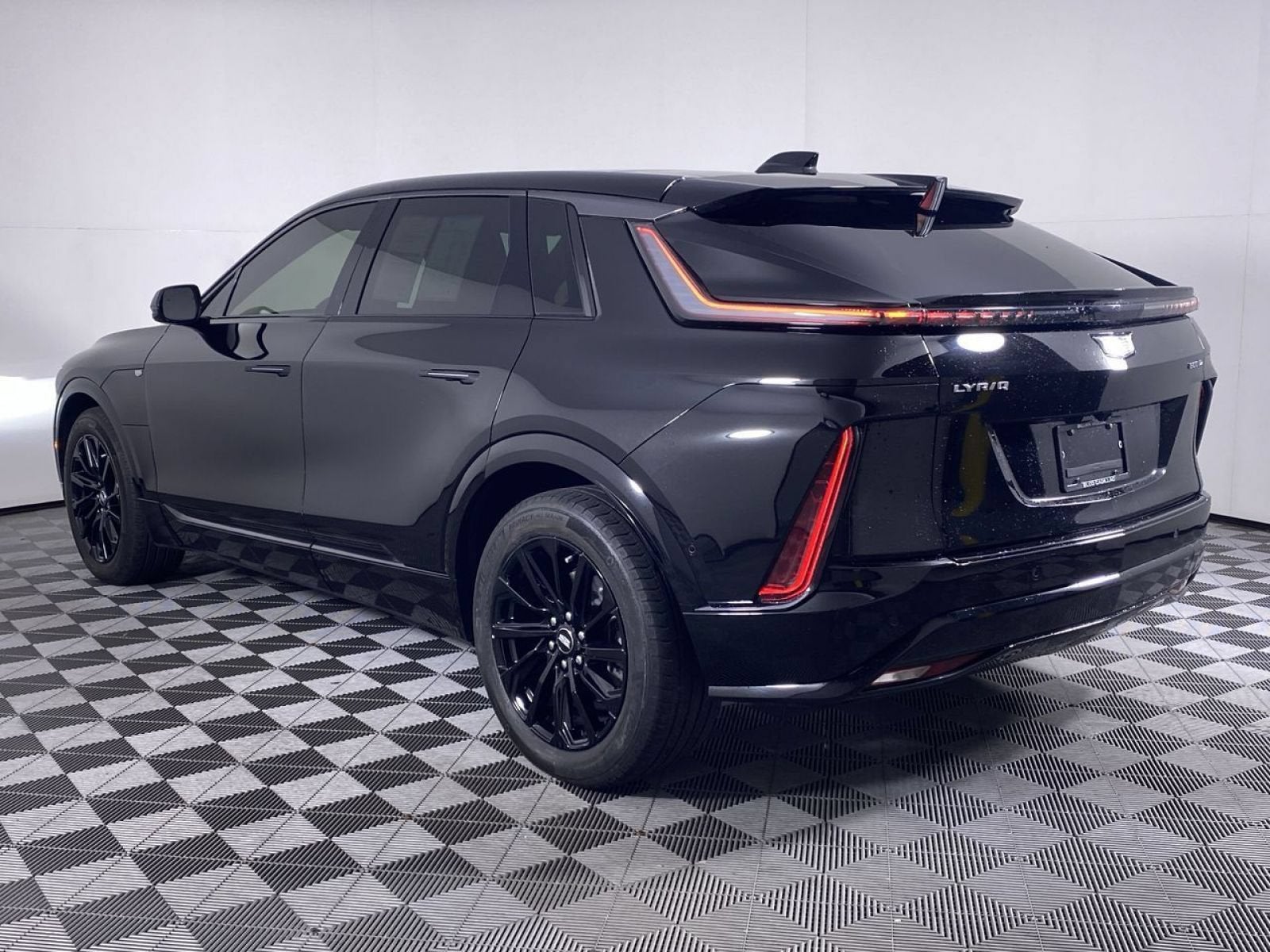 2024 Cadillac LYRIQ Sport 1