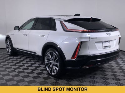2025 Cadillac LYRIQ Luxury 3