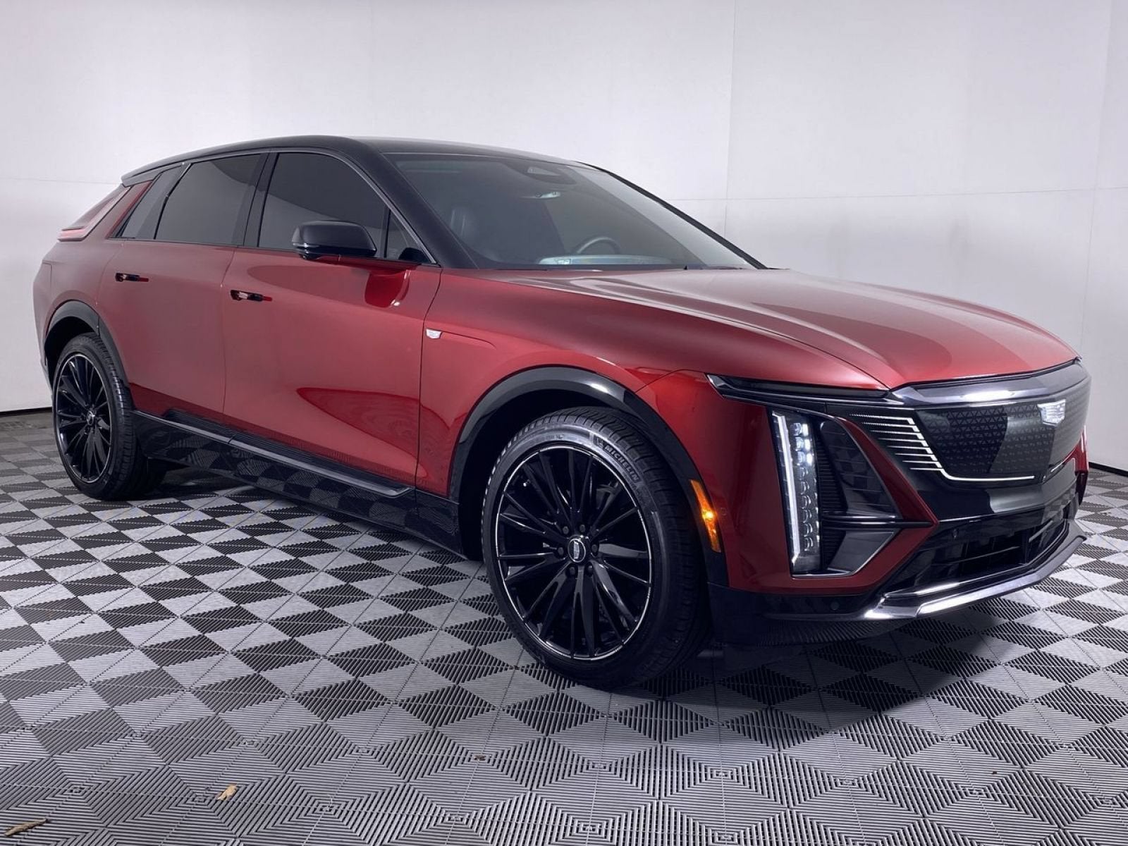 2024 Cadillac LYRIQ Sport 1