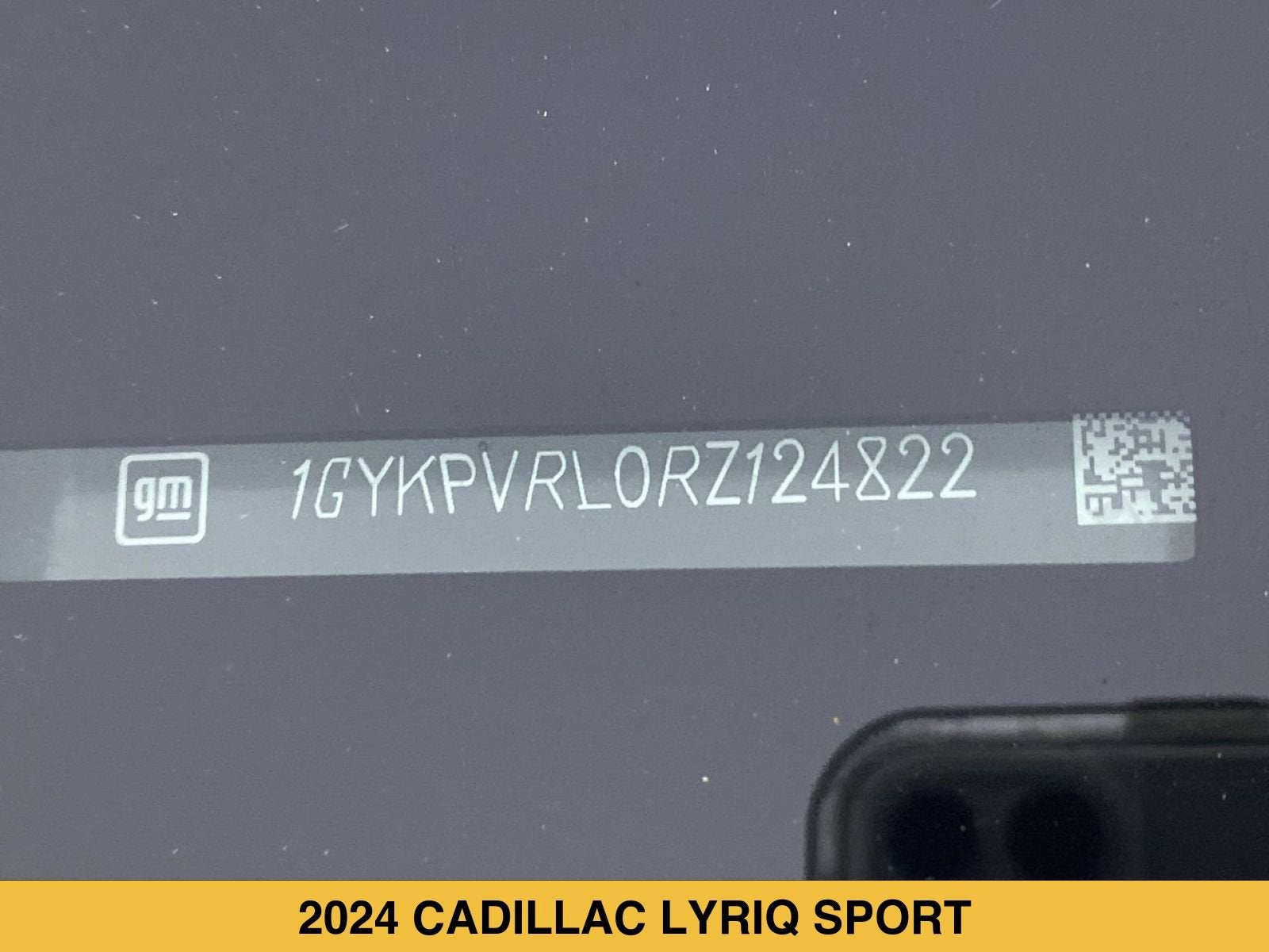 2024 Cadillac LYRIQ Sport 2