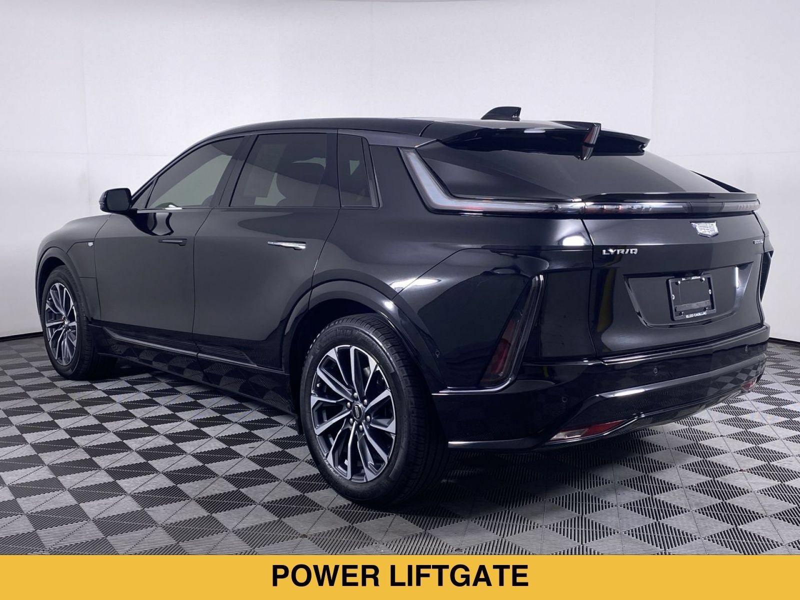 2024 Cadillac LYRIQ Sport 2