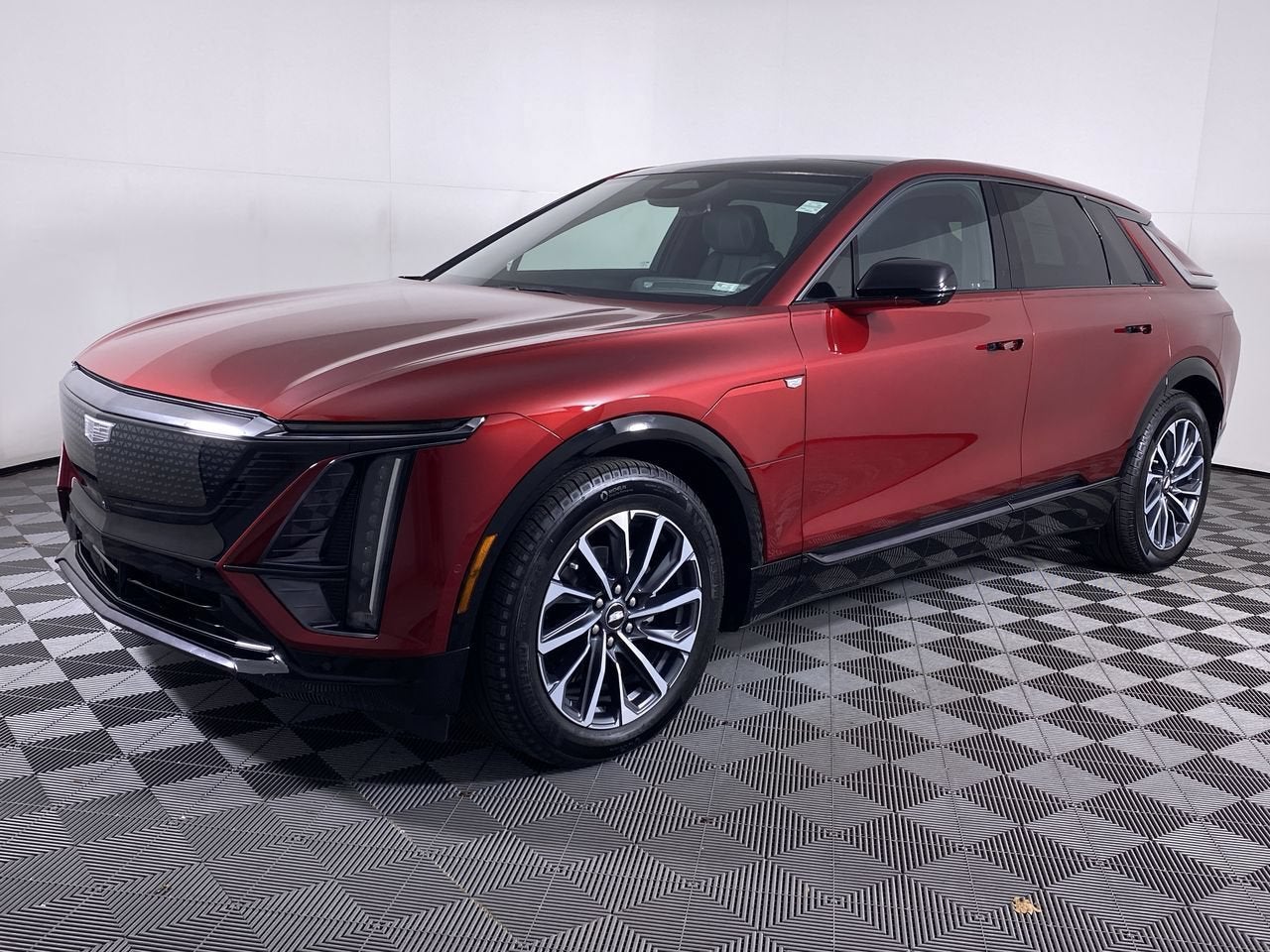 2024 Cadillac LYRIQ Sport 2