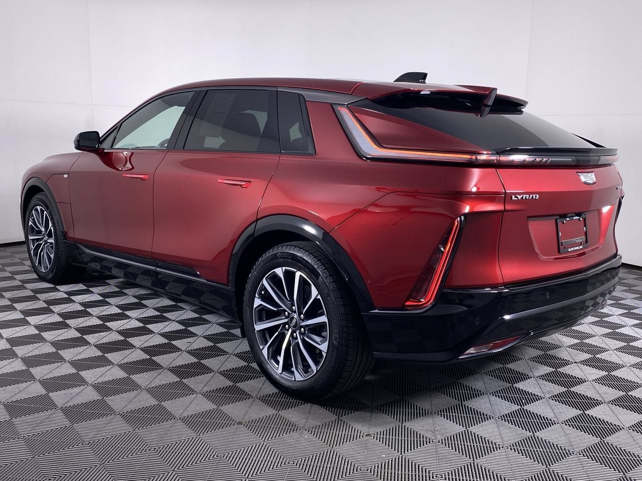 2024 Cadillac LYRIQ Sport 2