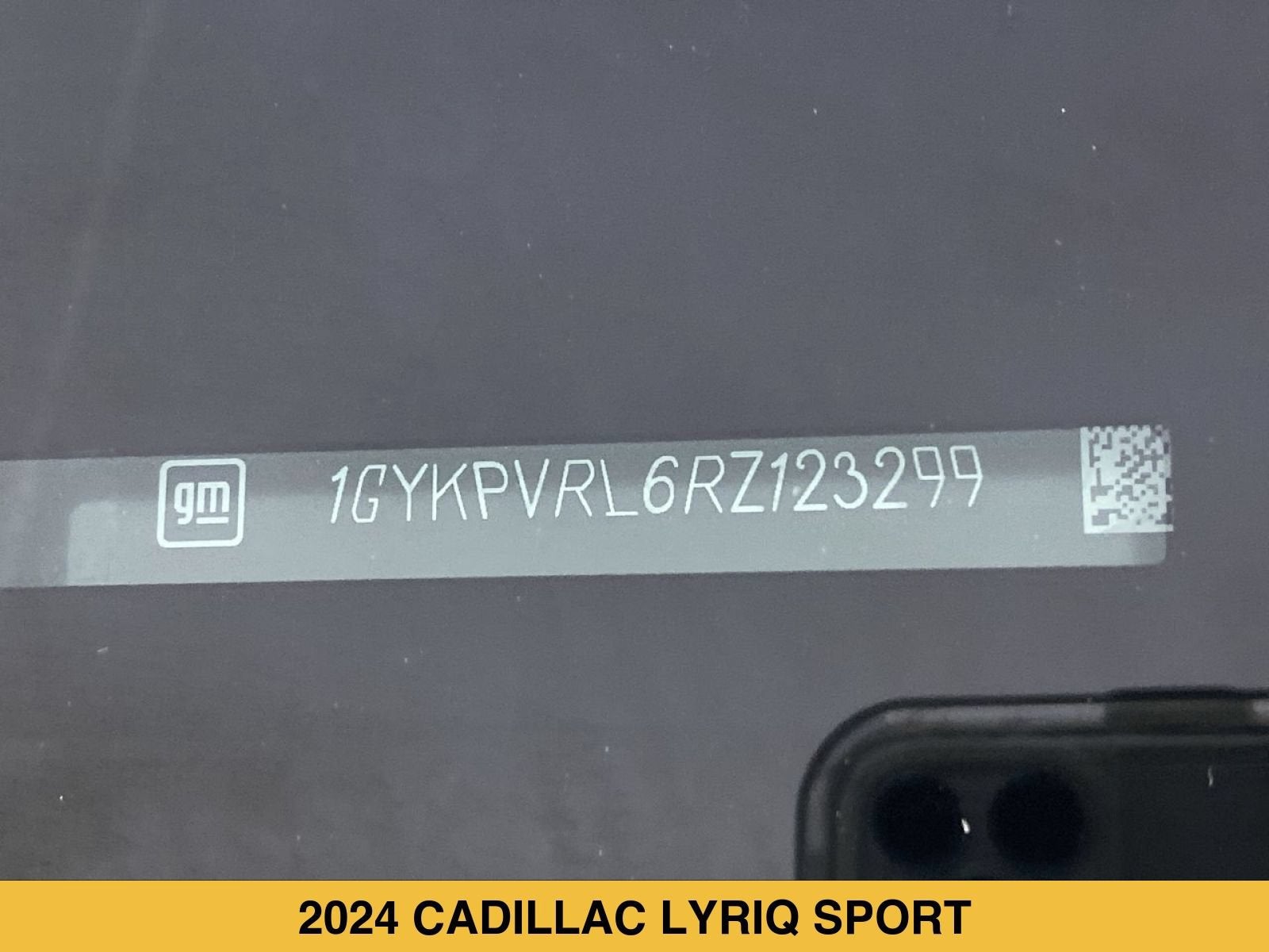 2024 Cadillac LYRIQ Sport 2