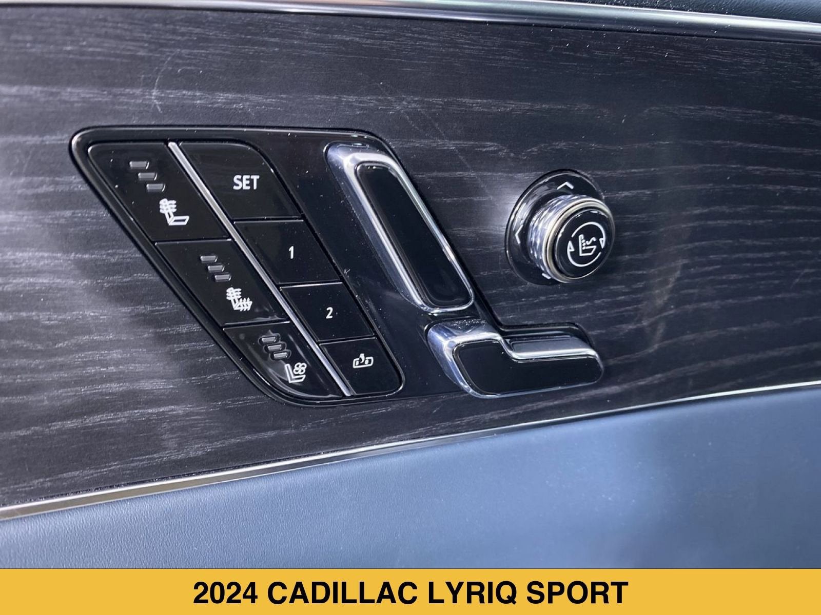 2024 Cadillac LYRIQ Sport 3