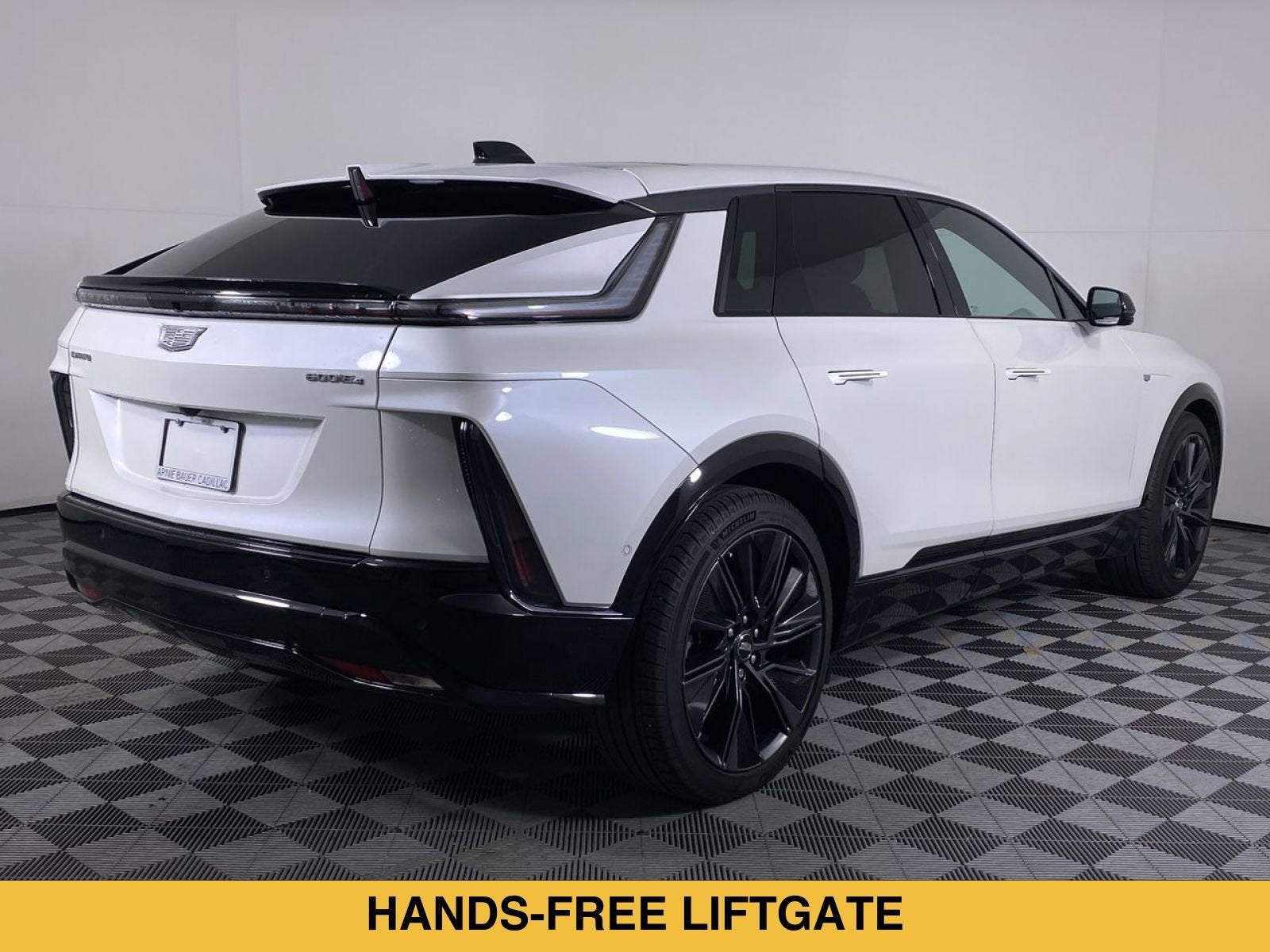 2024 Cadillac LYRIQ Sport 3